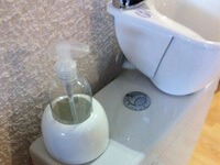 Petit lave-mains pour WC WiCi Mini - expo Schmerber (25) - 4 sur 4